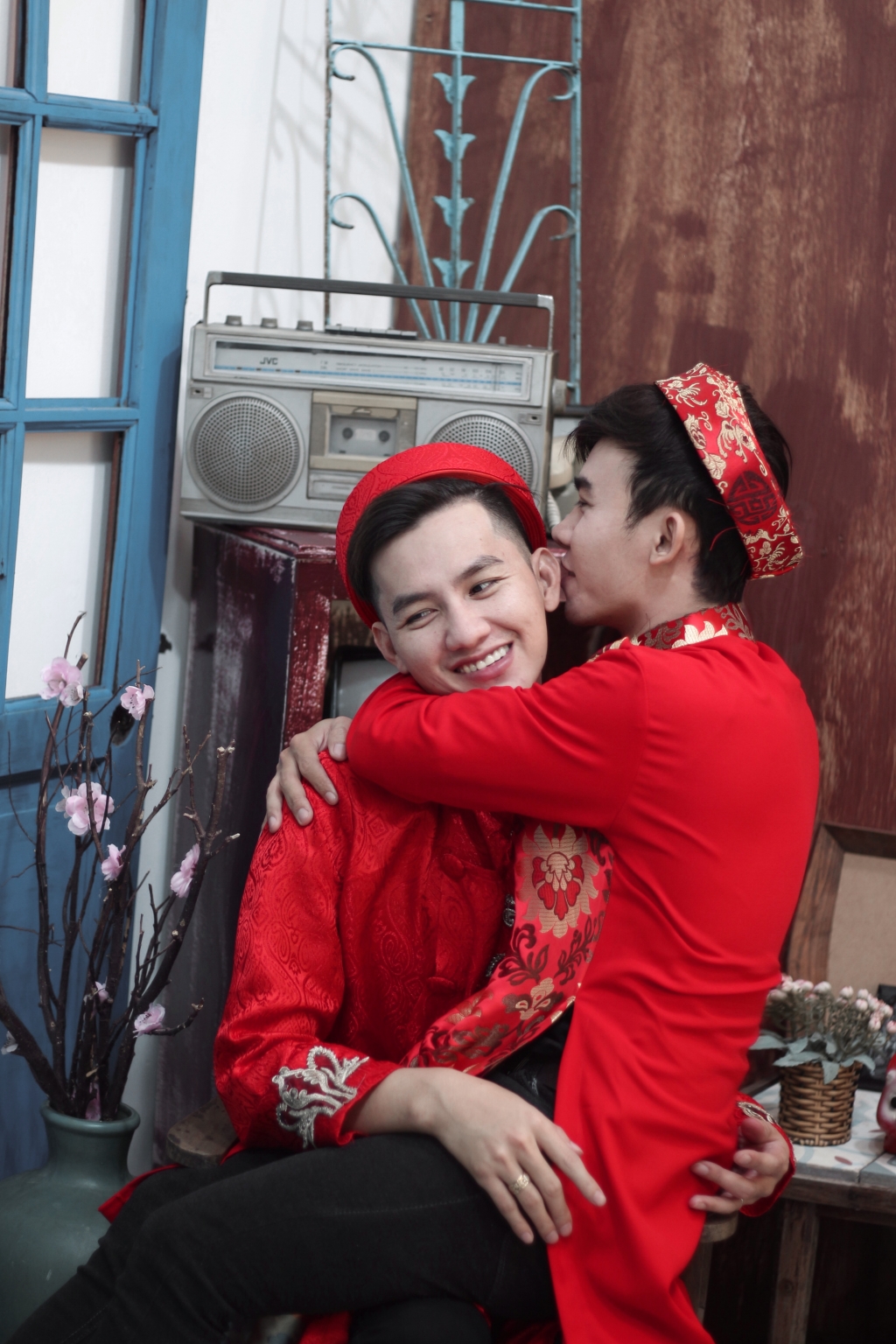 cap dong tinh hotface chi se ky niem don tet cung nhau suot 5 nam yeu
