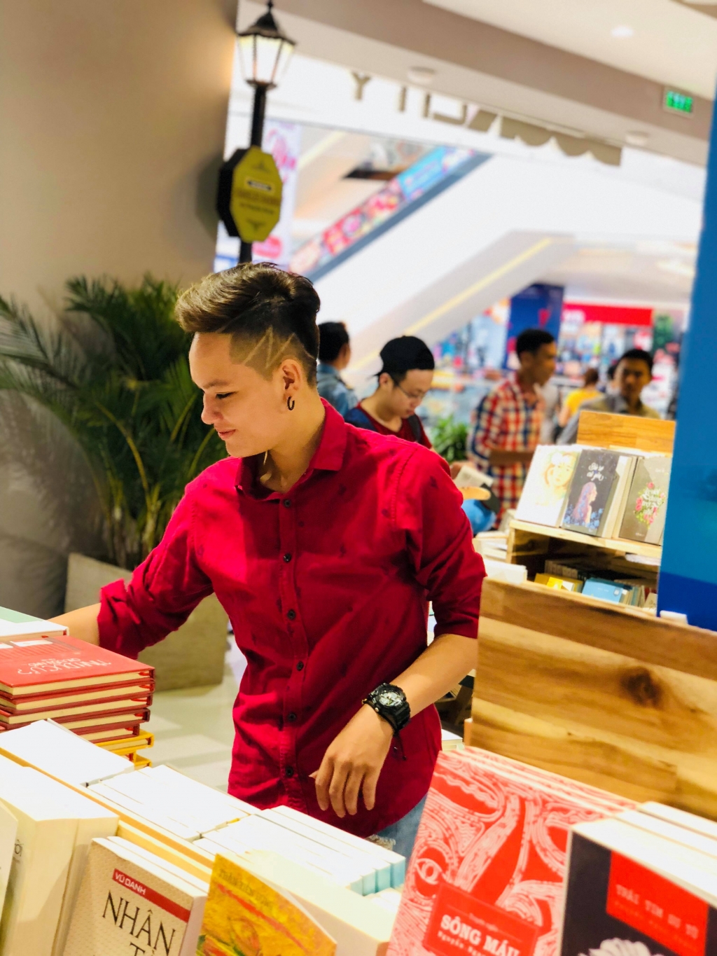an nhien giong ai giong ai ca tinh voi hinh anh tomboy
