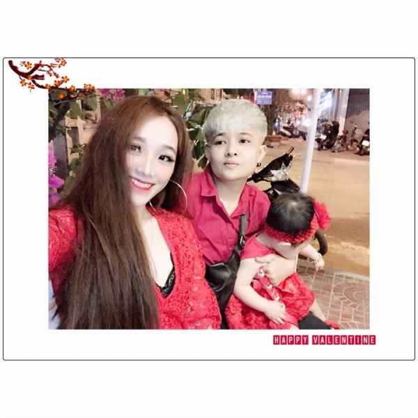 cam phuc cau chuyen tinh yeu cua cap doi dong tinh nu mat hon 2 nam de vuot qua dinh kien tu gia dinh