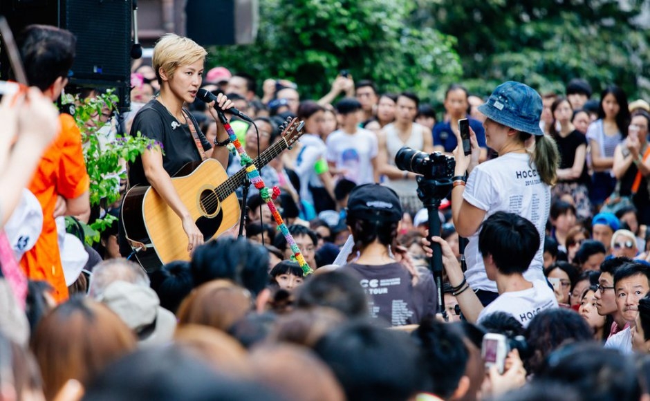 vi ung ho lgbt nu ca si nhac pop da bi tu choi tham gia bieu dien tai malaysia