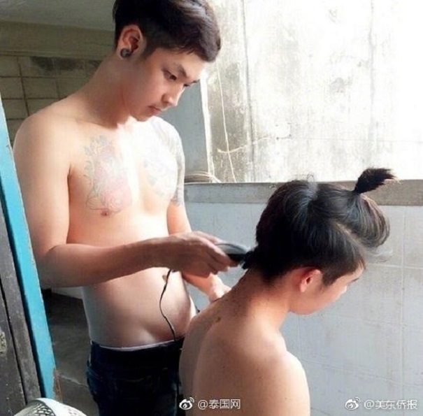 cap doi dong tinh dang yeu nhat thai lan khien ca the gioi tan chay vi su ngot ngao