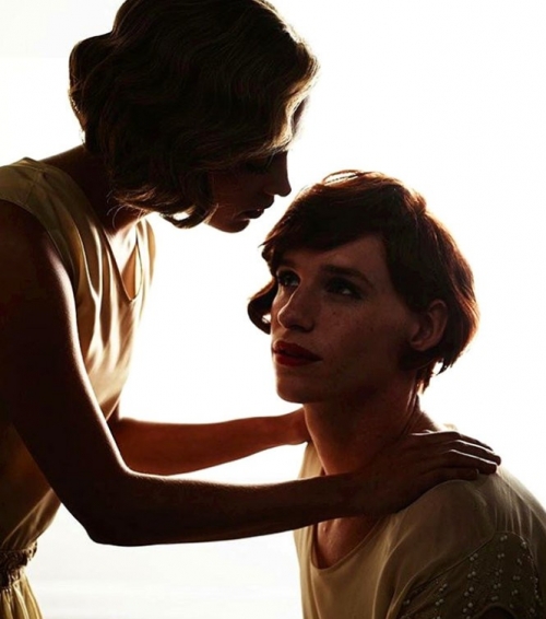khi cac sieu sao gia gai tren man anh rong chang de gi dau ai oi