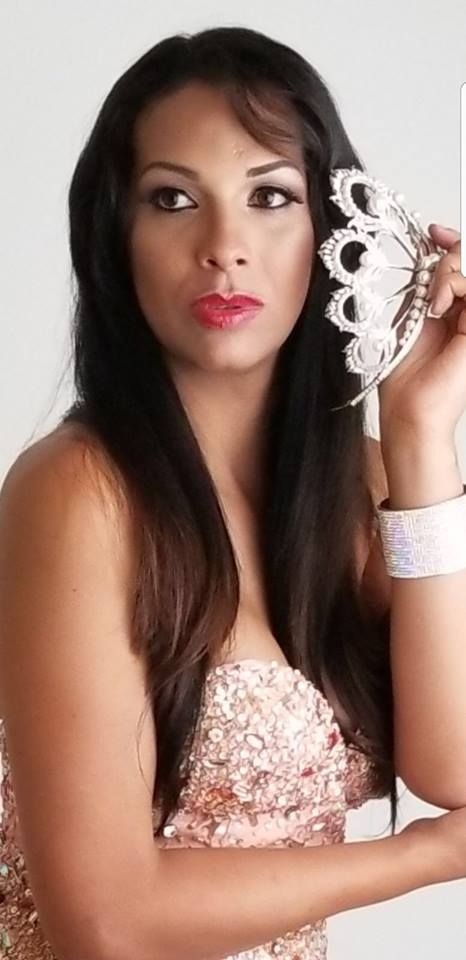 hai cuc nhan sac doi lap cua cac thi sinh huong giang co nam trong top 3 miss international queen