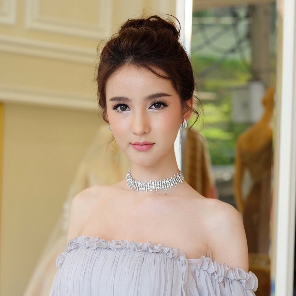 hai cuc nhan sac doi lap cua cac thi sinh huong giang co nam trong top 3 miss international queen