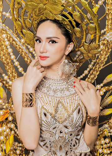 do mat moc dan thi sinh hoa hau chuyen gioi quoc te 2018