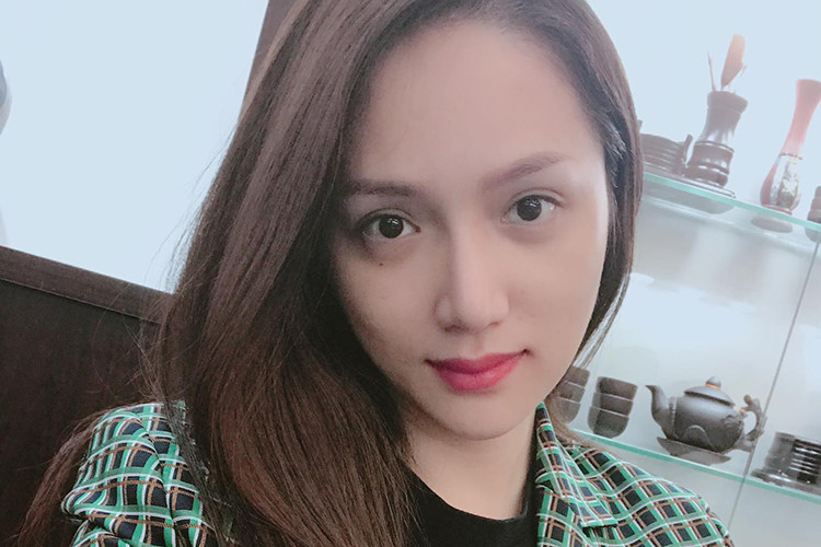 do mat moc dan thi sinh hoa hau chuyen gioi quoc te 2018