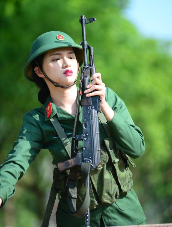 Đâu chỉ xinh đẹp - biết ca hát, Hương Giang Idol còn cực đa-zi-năng, sở hữu 'hàng tá' tài lẻ dau chi xinh dep biet ca hat huong giang idol con cuc da zi nang so huu hang ta tai le