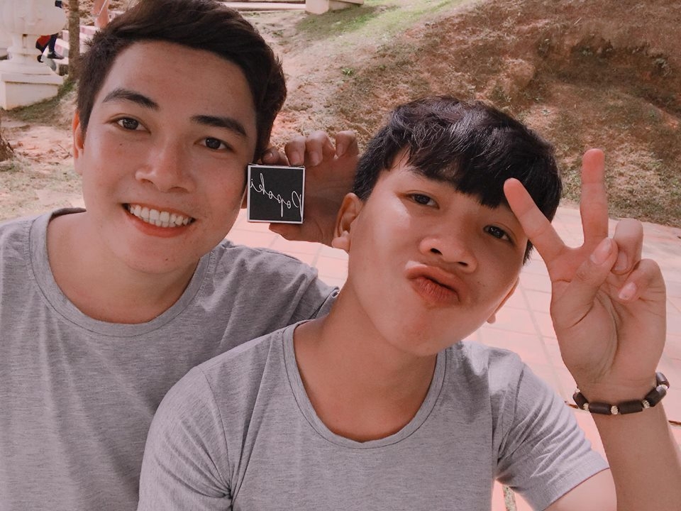 cap dong tinh 9x voi chuyen tinh dep nhu mo phai long nhau tu cai nhin dau tien