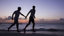 Tâm sự nghẹn ngào của cô gái tan nát gia đình vì tình yêu đồng giới