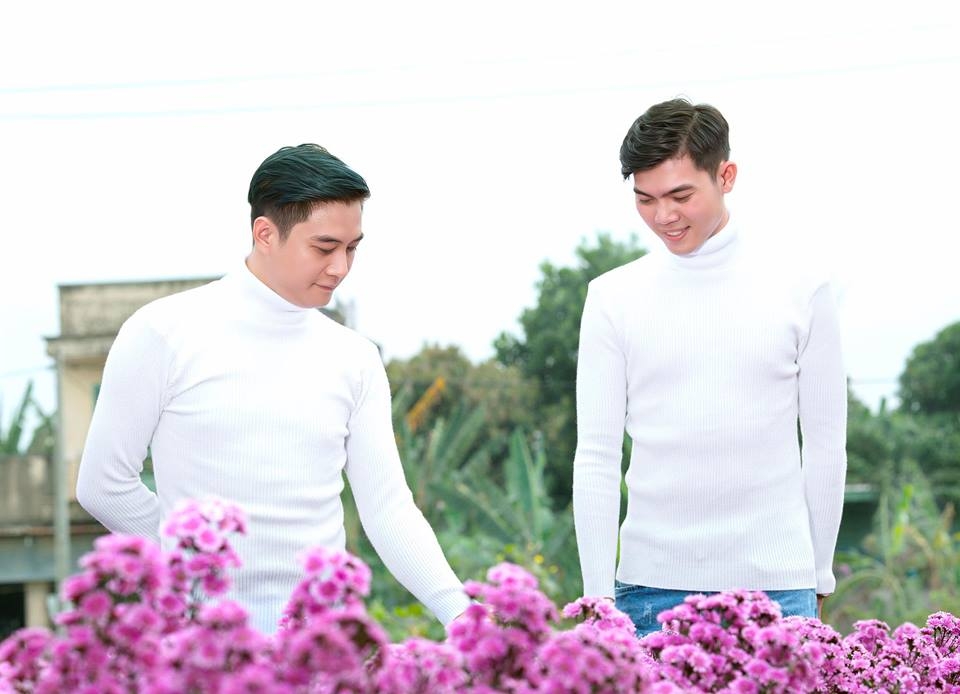 toan canh dam cuoi dep nhu mo cua cap dong gioi nam dien trai khien nhieu nguoi ghen ty
