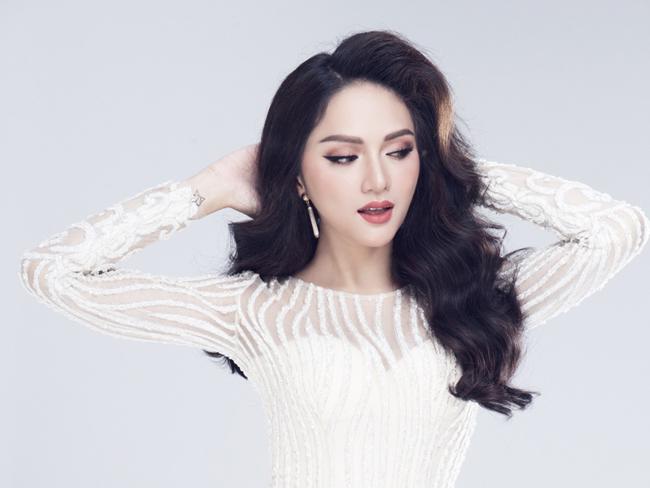 Hương Giang Idol tiết lộ về hạnh phúc ngắn ngủi bên 2 người đàn ông trước khi chuyển giới huong giang idol tiet lo ve hanh phuc ngan ngui ben 2 nguoi dan ong truoc khi chuyen gioi
