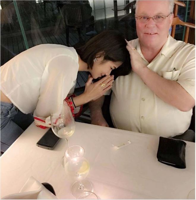 sao phim nguoi lon thai lan thua nhan minh la lesbian dang yeu co gai viet nam 24 tuoi