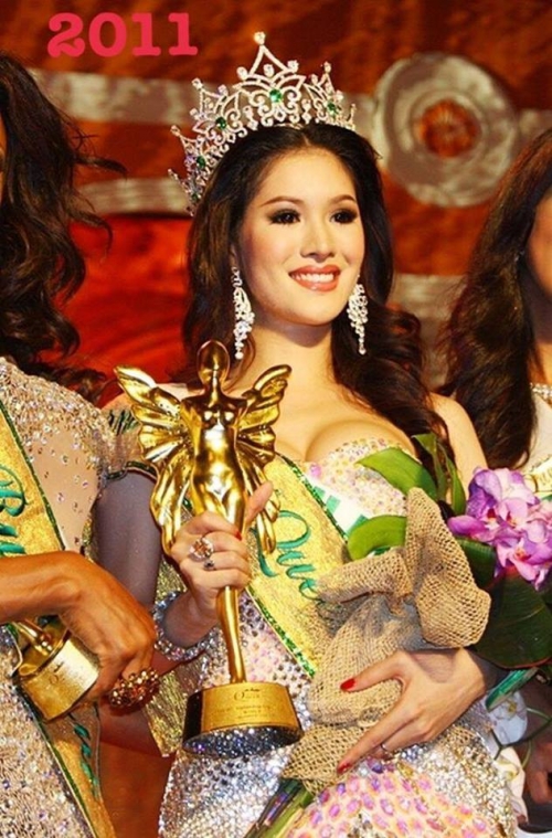 nhan sac huong giang co du dep de tro thanh hoa hau chuyen gioi xuat sac nhat lich su