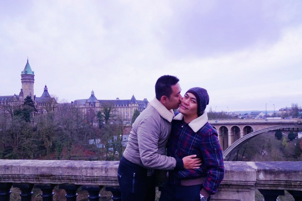 bo anh to tinh noi chan troi cung em lang man cua cap dong gioi viet 8x