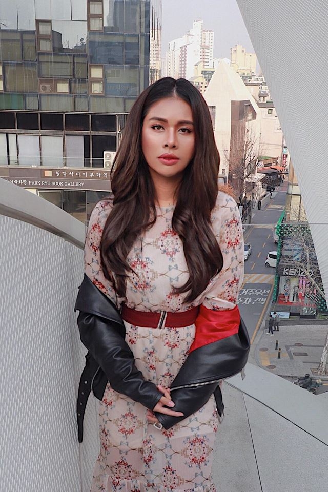 chi gan 400 trieu dong chuyen gioi de giong ngoi sao noi tieng thai lan yaya urassaya