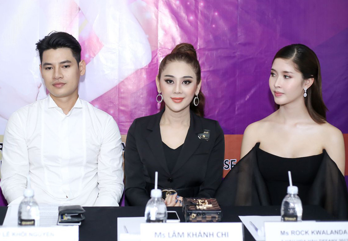 a hau chuyen gioi thai lan tiet lo co chua phau thuat 100