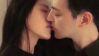 ricky martin tiet lo chuyen tinh quen nhau qua mang voi ban doi dong gioi