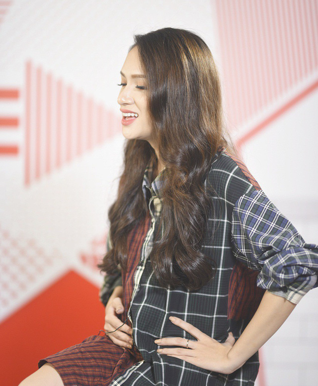 hoa hau chuyen gioi huong giang se duoc trai nghiem cam giac mang bau