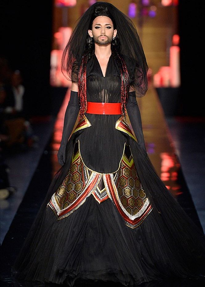 ca si chuyen gioi conchita wurst vua thua nhan bi hiv la ai