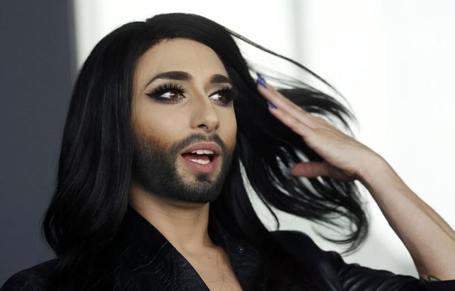 ca si chuyen gioi conchita wurst vua thua nhan bi hiv la ai