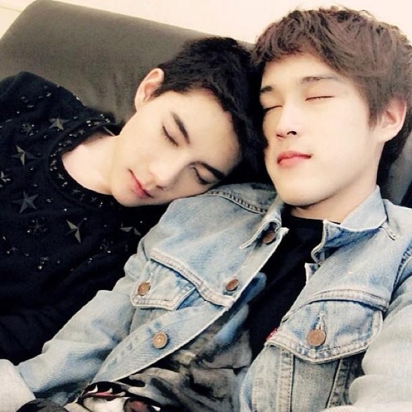 10 dau hieu nhan dang mot chang la gay
