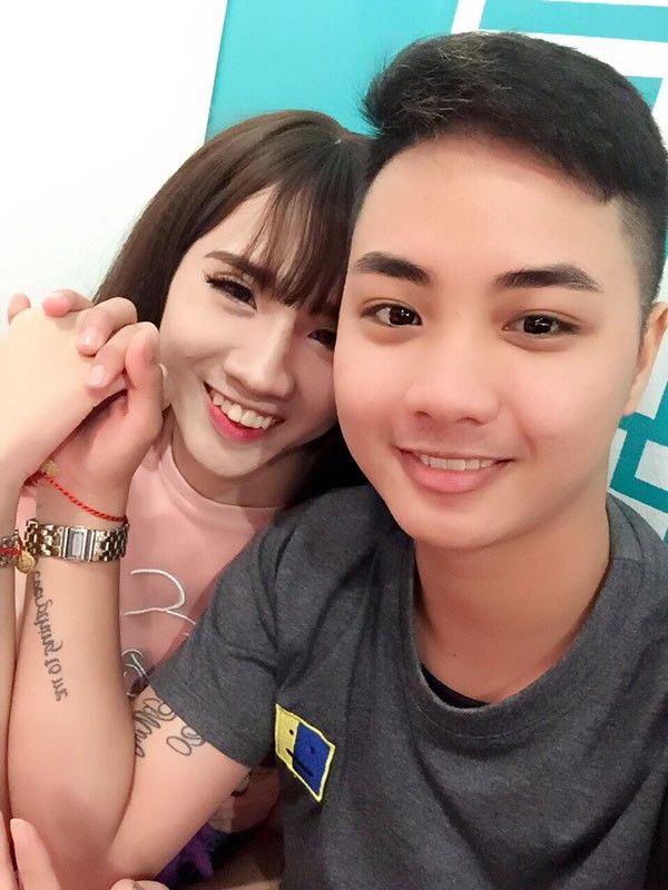 nhung dam cuoi dong tinh gay sot cong dong mang vuot moi kho khan de duoc song that cho ban than