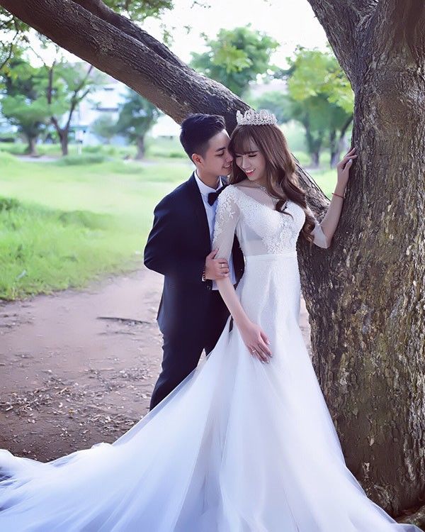 nhung dam cuoi dong tinh gay sot cong dong mang vuot moi kho khan de duoc song that cho ban than