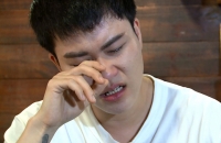 le thien hieu noi gi ve viec 2 nam qua luon bi gan voi mac ca si chuyen gioi