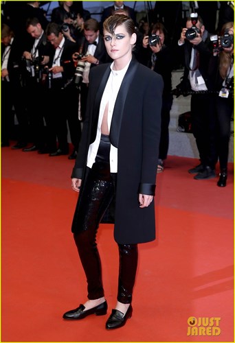 kristen stewart mac nam tinh tiep tuc pha vo quy tac tham do cannes