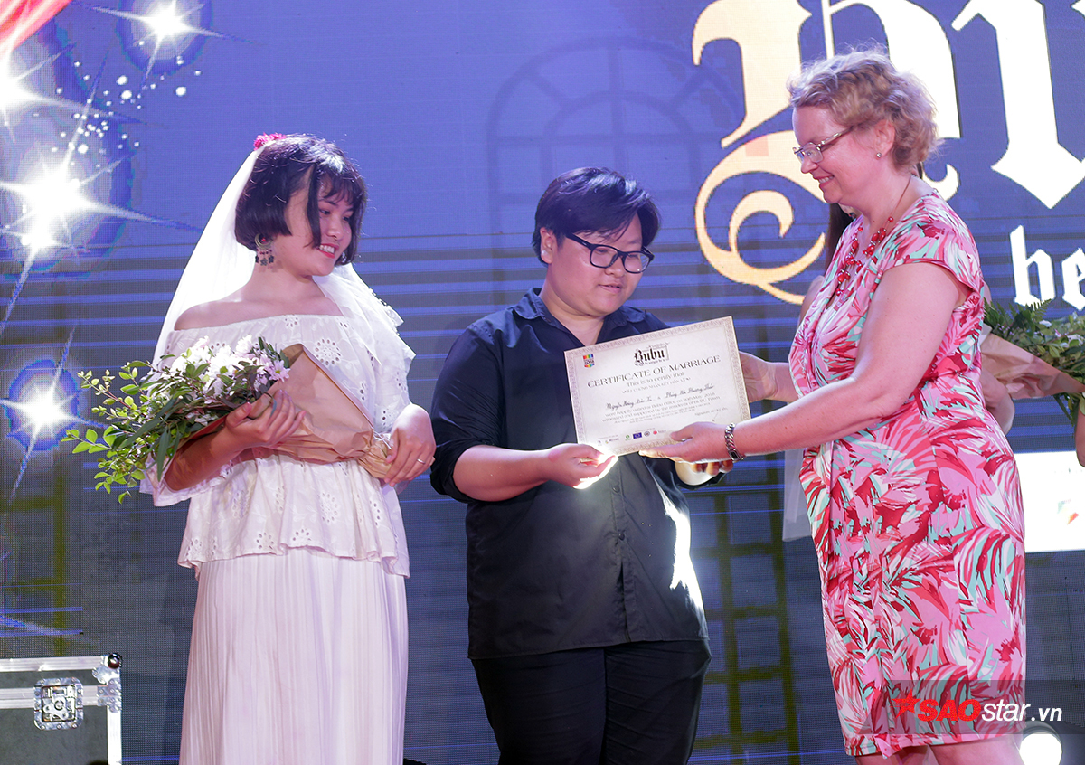 hoa hau huong giang ai cung co the viet cau chuyen co tich cua rieng minh cong dong lgbt cung vay