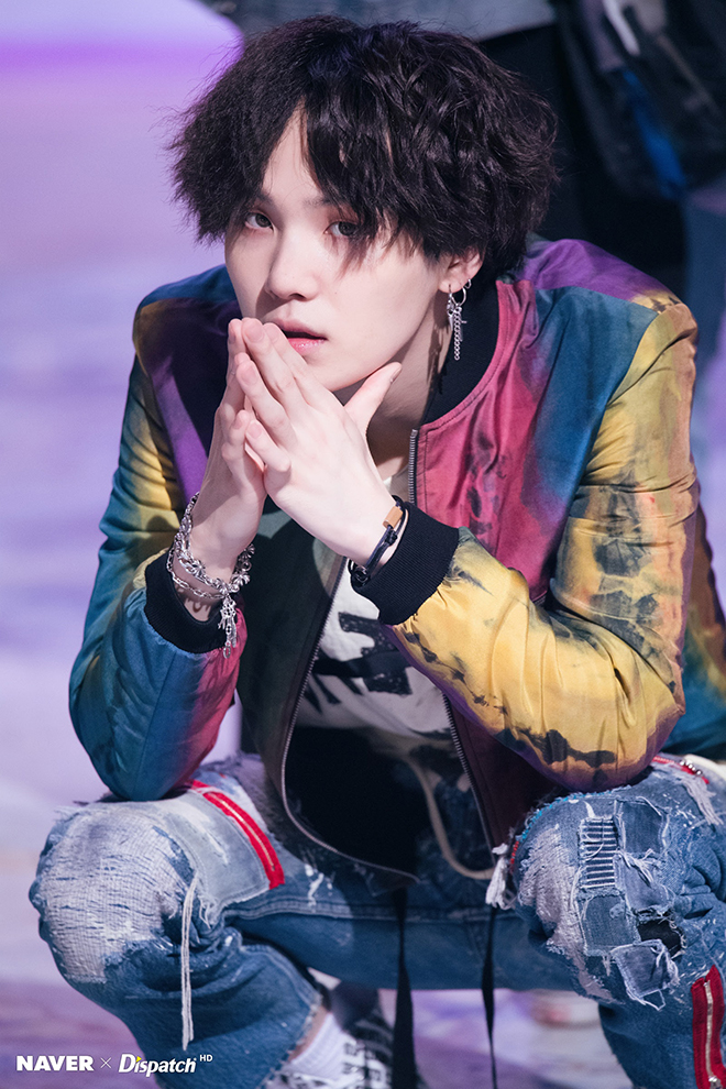 suga cua bts map mo gioi tinh thua nhan nguoi yeu ly tuong khong nhat thiet la nu