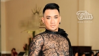 dan mang xon xao cap dong tinh nu xinh nhu mong o hai duong