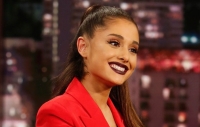 ariana grande bat ngo dinh hon chi sau 12 ngay hen ho