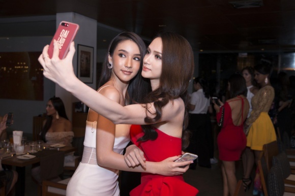 hoa hau chuyen gioi thai lan hao hung chia se khoanh khac duoc gap lai huong giang