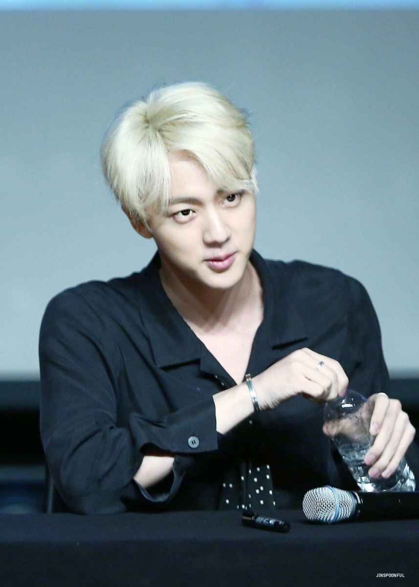 Đồng tính nam chết mê chết mệt Jin BTS dong tinh nam chet me chet met jin bts