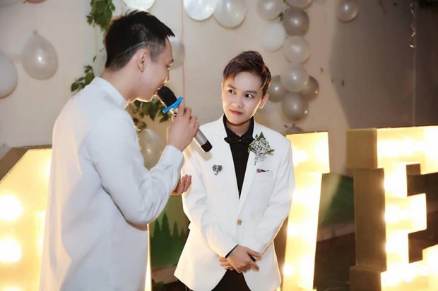 hot lgbt to tran di bao to chuc dam cuoi dong tinh lan 2 sieu hoanh trang o viet nam