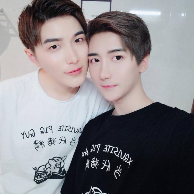 nhung cap doi dong tinh nam trung quoc vua dep vua gioi khien dan tinh nguong mo khong ngot