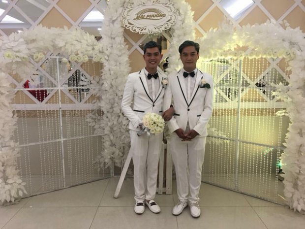 moi nua nam 2018 thoi ma cac cap doi dong tinh da ran ran cuoi nhau roi