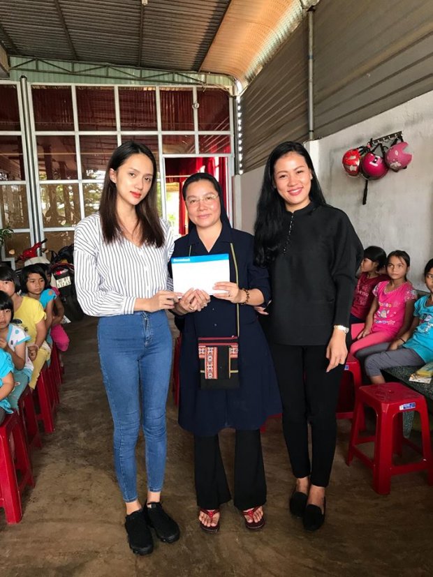 khong chi xinh dep huong giang con khien nguoi ham mo tu hao boi tam long luong thien