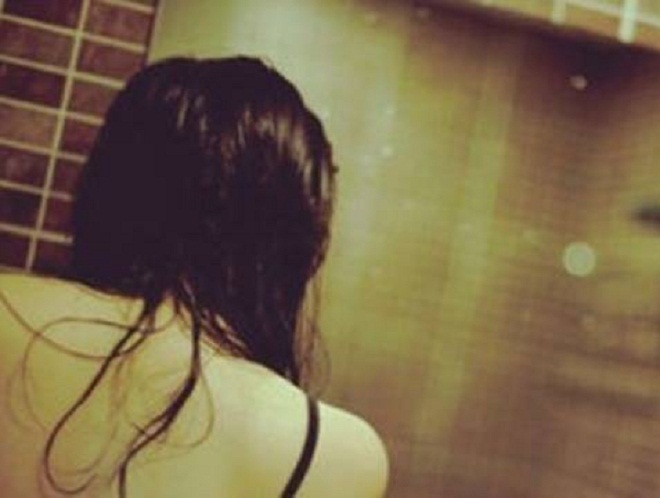 hiep dam nguoi cung gioi co the bi phat tu 2 7 nam tu