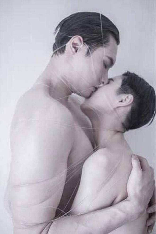 ngop tho voi bo anh tinh tu tao bao cua cap doi sieu dep trai