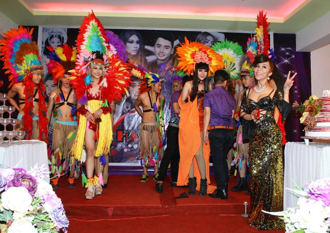 goc khuat dang sau nhung bong hong di biet ky 3 cuop hiep lam dung tinh duc la binh thuong