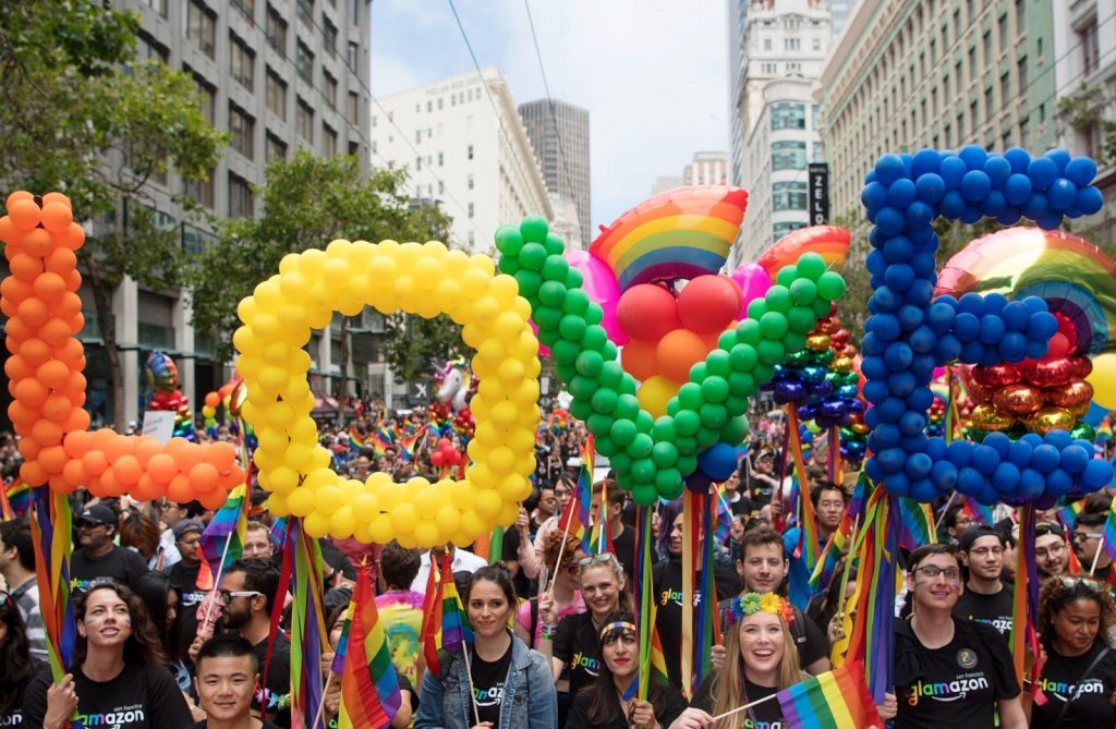 tai sao 2018 la nam ma cong dong lgbt co nhieu suc anh huong den thoi trang