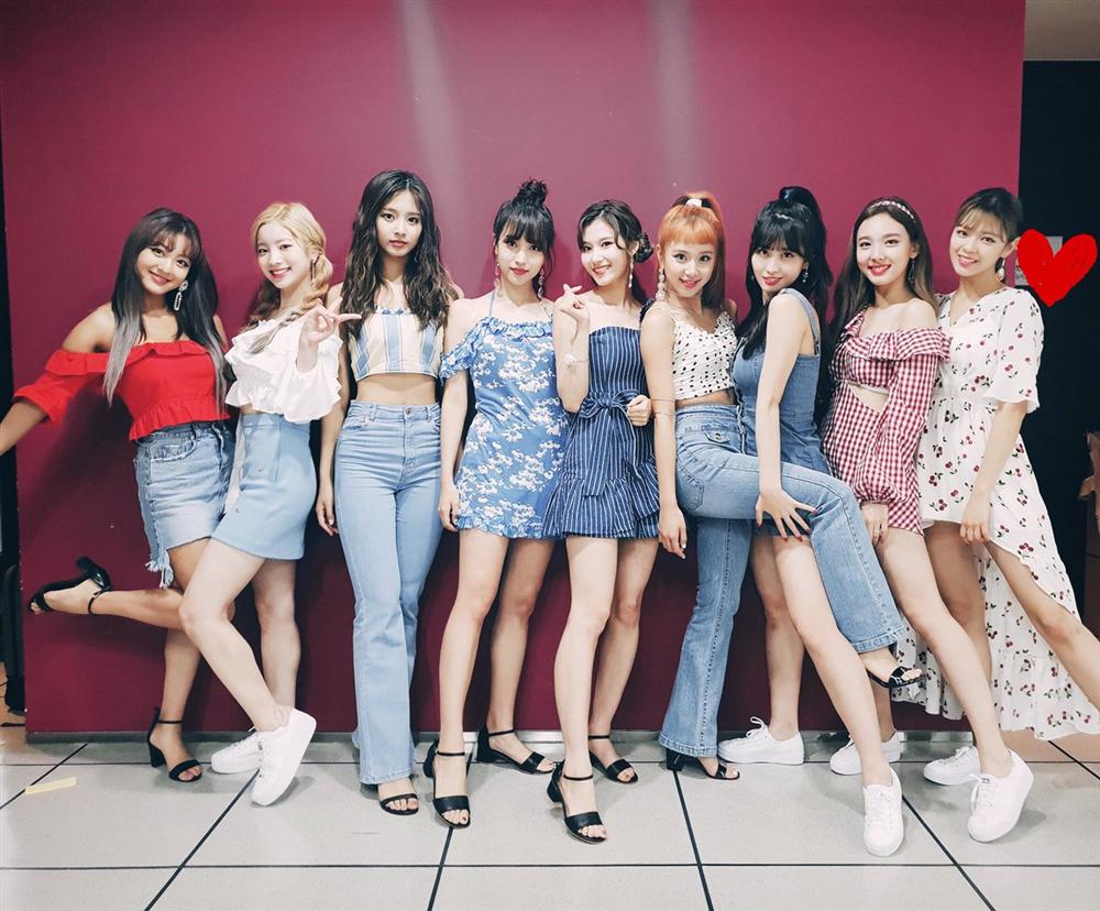 anh de tre tuoi nhat xu han bi bat gap di bar danh cho nguoi dong tinh
