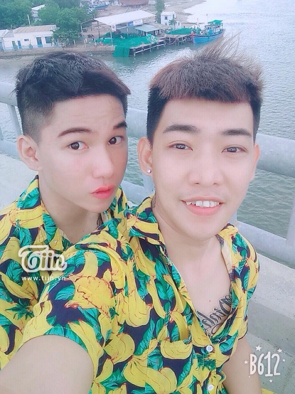 cap lgbt nam nen duyen nho bat song dao livestream xam ten nhau vao nguc vi qua yeu