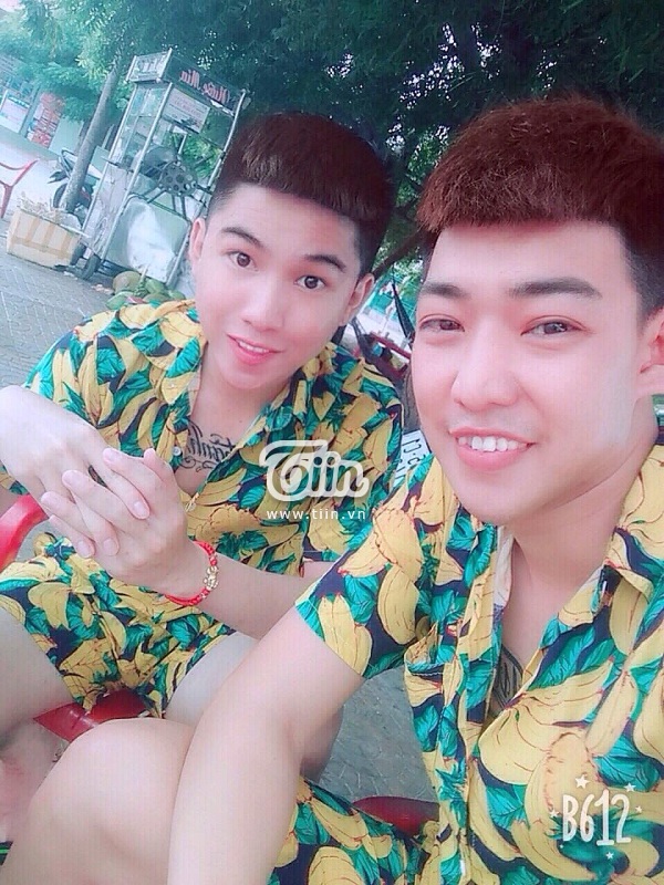 cap lgbt nam nen duyen nho bat song dao livestream xam ten nhau vao nguc vi qua yeu