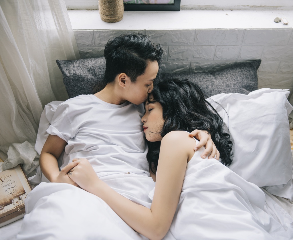 bo anh tinh mat ngot dep nhu giac mo cua cap dong gioi nu 9x