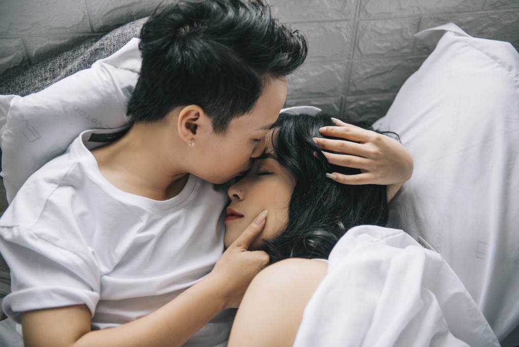 bo anh tinh mat ngot dep nhu giac mo cua cap dong gioi nu 9x