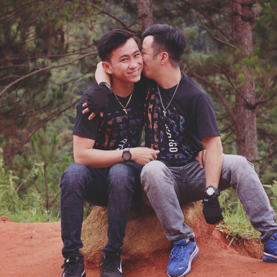 chuyen tinh cua cap dong tinh dien trai con muon noi cho ba me biet chuyen tinh cua con nen sau nay ba dung ep con lay vo