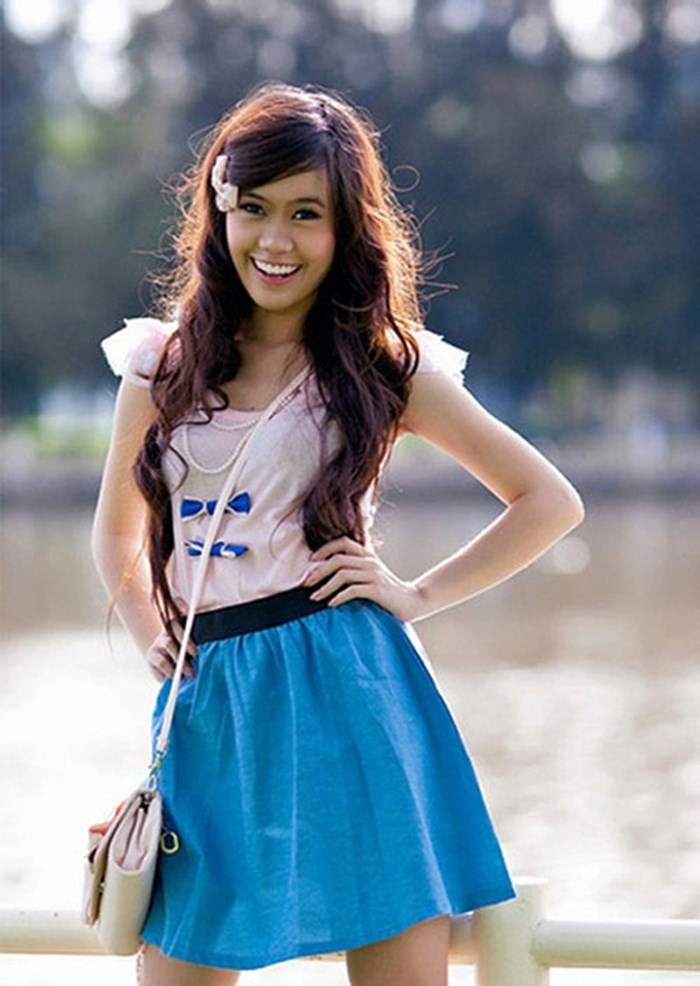 cuoc lot xac ngoan muc cua nhung hotgirl 9x so huu trieu nguoi theo doi
